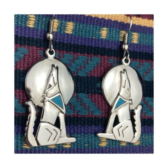 Vintage 1989 Silver Turquoise Howling Wolf Dangling Pierced Earrings - Picture 3 of 9